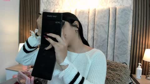 Snapshot of tifany__ross chatting on January 30, 2025, 2:49 am Tiff3 online show from January 30, 2025, 2:49 am