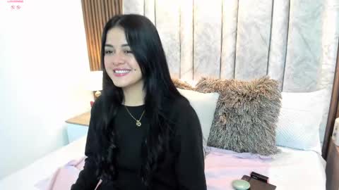 Snapshot of tifany__ross chatting on February 13, 2025, 3:07 am Tiff3 online show from February 13, 2025, 3:07 am