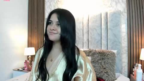 Snapshot of tifany__ross chatting on February 17, 2025, 2:31 am Tiff3 online show from February 17, 2025, 2:31 am
