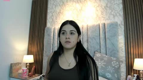 Snapshot of tifany__ross chatting on March 10, 2025, 2:28 am Tiff3 online show from March 10, 2025, 2:28 am