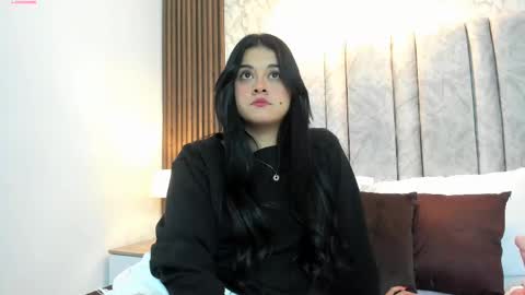 Snapshot of tifany__ross chatting on March 11, 2025, 3:26 am Tiff3 online show from March 11, 2025, 3:26 am
