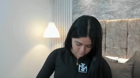 Snapshot of tifany__ross chatting on March 12, 2025, 7:17 pm Tiff3 online show from March 12, 2025, 7:17 pm