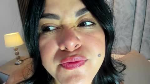 Snapshot of tifany__ross chatting on September 25, 2025, 9:51 pm Tiff3 online show from September 25, 2025, 9:51 pm