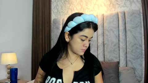 Snapshot of tifany__ross chatting on October 7, 2025, 8:50 pm Tiff3 online show from October 7, 2025, 8:50 pm