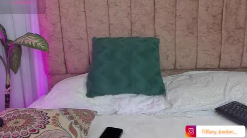 Snapshot of tiffany_beckerr chatting on October 16, 2025, 11:55 am Tiffany Becker online show from October 16, 2025, 11:55 am