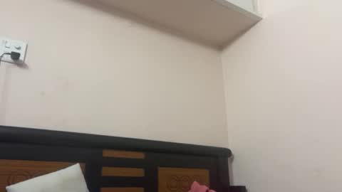 Snapshot of tigertinku chatting on November 8, 2025, 12:05 pm tigertinku online show from November 8, 2025, 12:05 pm