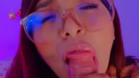 Snapshot of tilatequilas chatting on December 14, 2024, 6:24 am Tila Tequila online show from December 14, 2024, 6:24 am