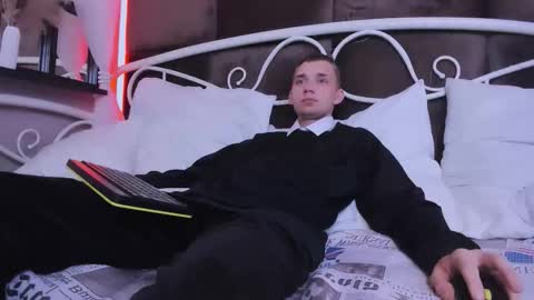 Snapshot of tim_blackk chatting on September 18, 2025, 9:06 pm Tim online show from September 18, 2025, 9:06 pm