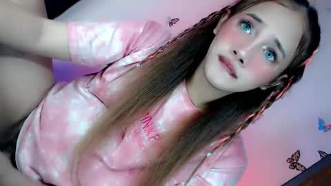 Snapshot of timea_slut69xx chatting on February 19, 2025, 6:22 am Happy Birthday To Me online show from February 19, 2025, 6:22 am