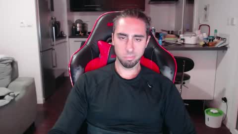 Snapshot of timmoo3 chatting on October 28, 2025, 8:22 pm Tim online show from October 28, 2025, 8:22 pm