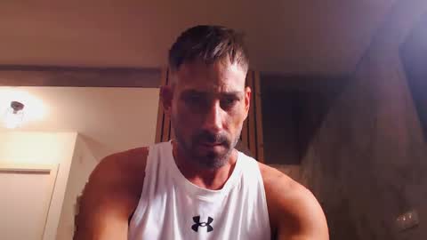 Snapshot of tinoclandestino chatting on January 18, 2025, 6:32 pm tinoclandestino online show from January 18, 2025, 6:32 pm