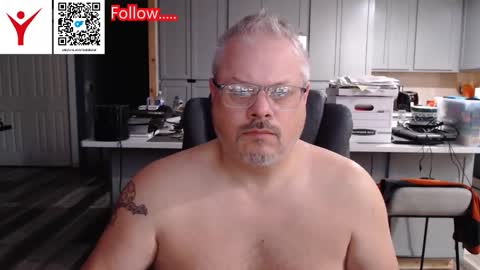 Todd Bator online show from October 19, 2025, 12:28 pm