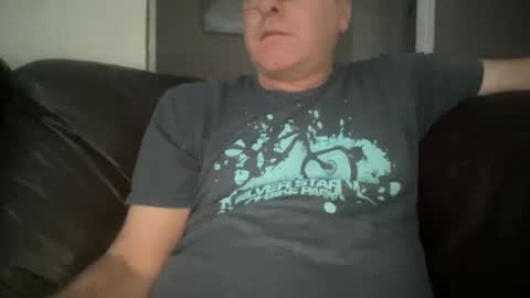 Snapshot of toggaman chatting on December 31, 2024, 4:25 pm Joshua1983 online show from December 31, 2024, 4:25 pm