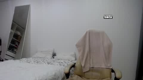Snapshot of token___ chatting on January 7, 2025, 6:24 pm Arina online show from January 7, 2025, 6:24 pm
