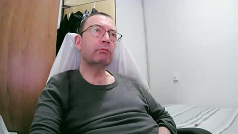 Snapshot of tolon408472 chatting on February 1, 2025, 8:58 pm tolon408472 online show from February 1, 2025, 8:58 pm