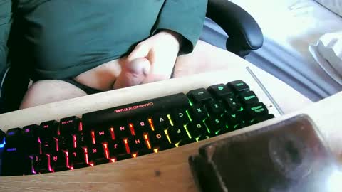 Snapshot of tolon408472 chatting on February 24, 2025, 7:44 am tolon408472 online show from February 24, 2025, 7:44 am