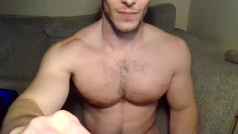 Snapshot of tom90ukx chatting on December 31, 2024, 5:40 pm tom90ukx online show from December 31, 2024, 5:40 pm