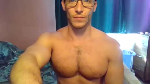 Snapshot of tom90ukx chatting on September 23, 2025, 1:03 pm tom90ukx online show from September 23, 2025, 1:03 pm