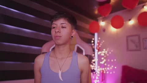 Snapshot of tommy_blue1 chatting on February 18, 2025, 9:09 pm Blue online show from February 18, 2025, 9:09 pm