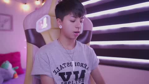 Snapshot of tommy_blue1 chatting on March 10, 2025, 3:20 pm Blue online show from March 10, 2025, 3:20 pm