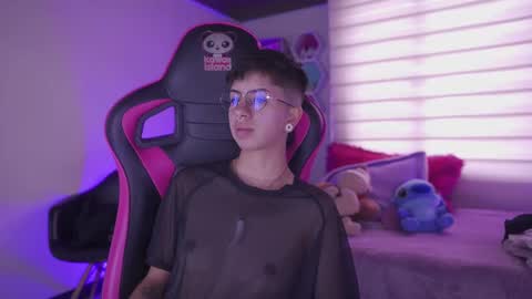 Snapshot of tommy_blue1 chatting on March 11, 2025, 2:18 pm Blue online show from March 11, 2025, 2:18 pm