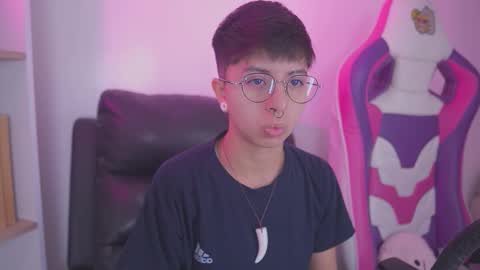 Snapshot of tommy_blue1 chatting on October 11, 2025, 4:38 pm Blue online show from October 11, 2025, 4:38 pm