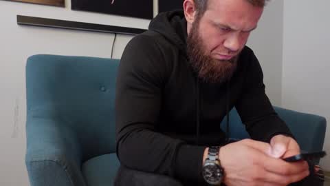  tommy burnzzz  online show from February 12, 2025, 8:49 am