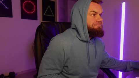  tommy burnzzz  online show from March 10, 2025, 4:07 am