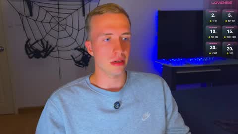 Snapshot of tommy_cumfinger chatting on December 8, 2024, 8:09 am Tommy online show from December 8, 2024, 8:09 am