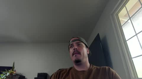 Snapshot of tommyrico10 chatting on October 8, 2025, 6:49 pm Tommy online show from October 8, 2025, 6:49 pm