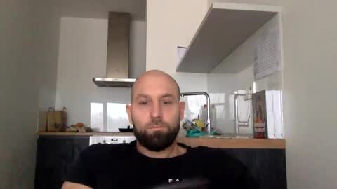 Snapshot of tommyx01 chatting on December 6, 2024, 8:48 am Thomas Fit online show from December 6, 2024, 8:48 am