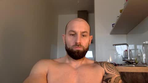 Snapshot of tommyx01 chatting on December 10, 2024, 11:11 am Thomas Fit online show from December 10, 2024, 11:11 am