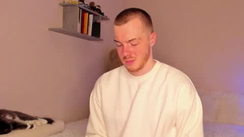 Snapshot of toohornyserj chatting on December 6, 2024, 7:56 pm toohornyserj online show from December 6, 2024, 7:56 pm