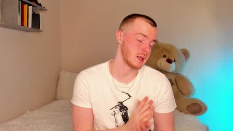 Snapshot of toohornyserj chatting on December 7, 2024, 8:16 pm toohornyserj online show from December 7, 2024, 8:16 pm