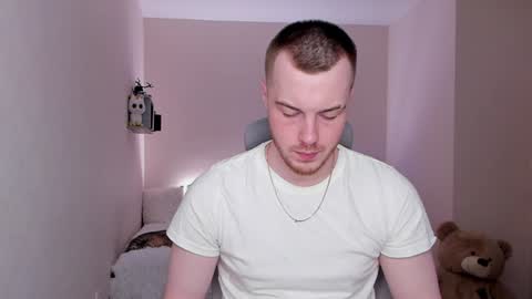 Snapshot of toohornyserj chatting on December 22, 2024, 11:41 pm toohornyserj online show from December 22, 2024, 11:41 pm