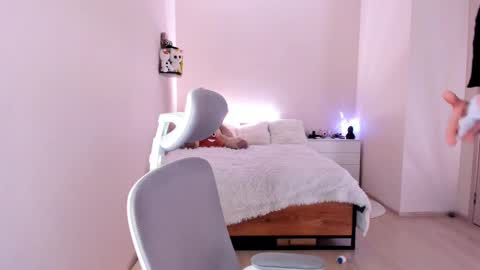 Snapshot of toohornyserj chatting on February 24, 2025, 12:09 am toohornyserj online show from February 24, 2025, 12:09 am