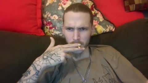 Snapshot of tootall803 chatting on September 29, 2025, 4:12 pm TooTall803 online show from September 29, 2025, 4:12 pm