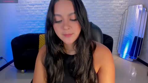 Snapshot of toricross1 chatting on March 4, 2025, 1:17 pm Tori Cross online show from March 4, 2025, 1:17 pm