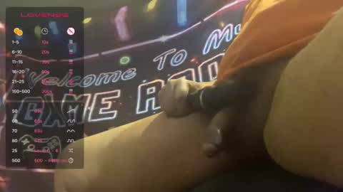 Snapshot of toysformycock chatting on November 5, 2025, 2:00 am ToysForMyCock online show from November 5, 2025, 2:00 am