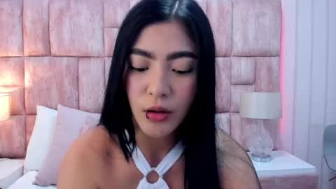 Snapshot of tracy_daniels chatting on October 6, 2025, 7:33 pm Tracy Daniels online show from October 6, 2025, 7:33 pm