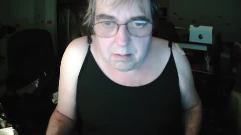 Snapshot of transmtfhello chatting on December 16, 2024, 2:47 am Peter online show from December 16, 2024, 2:47 am