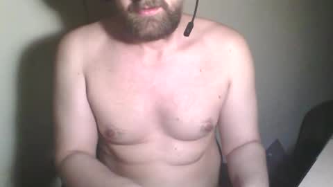 Snapshot of transyfansy chatting on March 7, 2025, 6:11 pm transyfansy online show from March 7, 2025, 6:11 pm