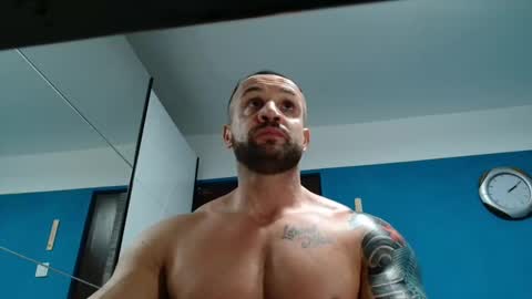 Snapshot of tridentmuscles chatting on January 31, 2025, 12:07 pm tridentmuscles online show from January 31, 2025, 12:07 pm