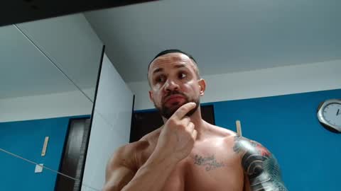 Snapshot of tridentmuscles chatting on February 1, 2025, 11:10 am tridentmuscles online show from February 1, 2025, 11:10 am