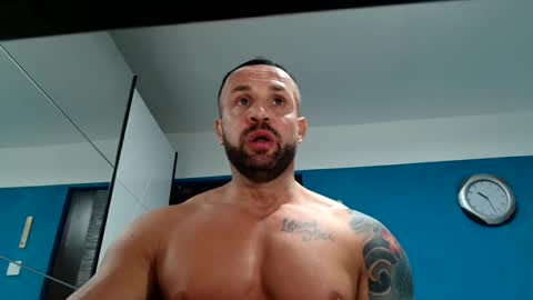 Snapshot of tridentmuscles chatting on March 9, 2025, 8:21 pm tridentmuscles online show from March 9, 2025, 8:21 pm