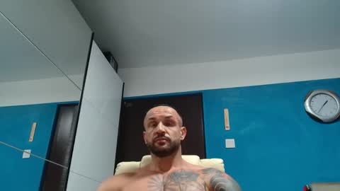 Snapshot of tridentmuscles chatting on October 8, 2025, 10:40 pm tridentmuscles online show from October 8, 2025, 10:40 pm