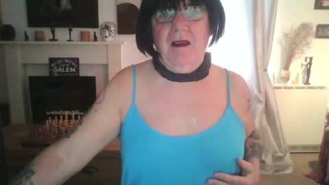 Snapshot of trinity1011 chatting on March 9, 2025, 7:23 am trinity1011 online show from March 9, 2025, 7:23 am