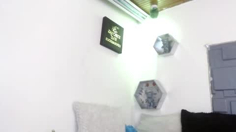 Snapshot of trinity_knox chatting on October 14, 2025, 4:19 pm trinity_knox online show from October 14, 2025, 4:19 pm