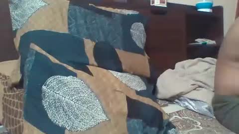 Snapshot of triplexxx007 chatting on February 16, 2025, 4:10 pm Raaz keeps ur Raaz online show from February 16, 2025, 4:10 pm