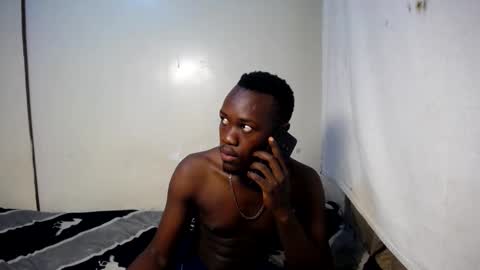 Snapshot of trisboo5 chatting on January 5, 2025, 8:32 am Trisboo5 online show from January 5, 2025, 8:32 am